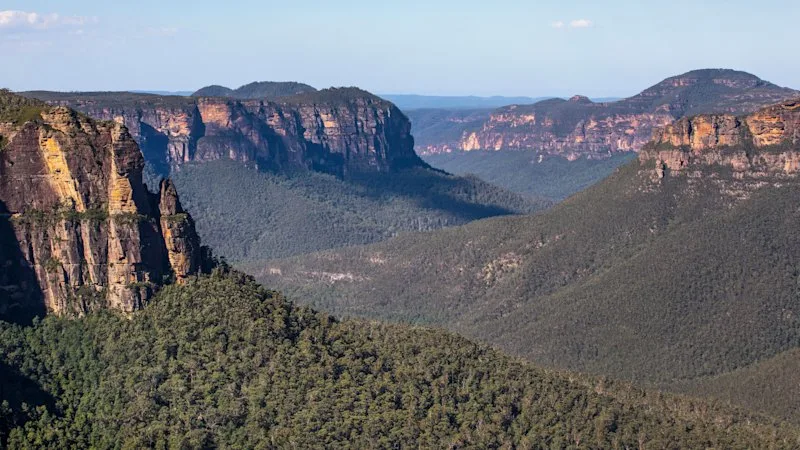 Rescue operation under way after woman falls down Blue Mountains cliff