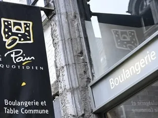 Au lieu de payer pour faire parler d’elle, cette chaîne de boulangerie filme… une personne inattendue