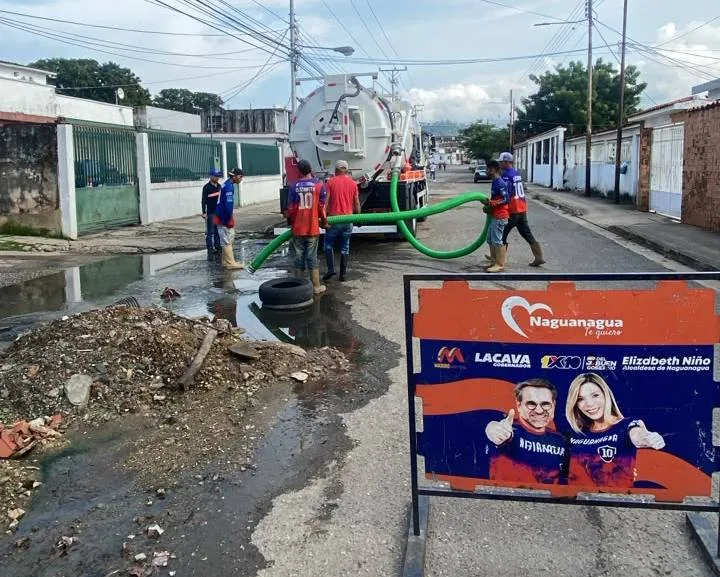 Ejecutan trabajos de mantenimiento de redes de aguas servidas y aguas blancas en Naguanagua