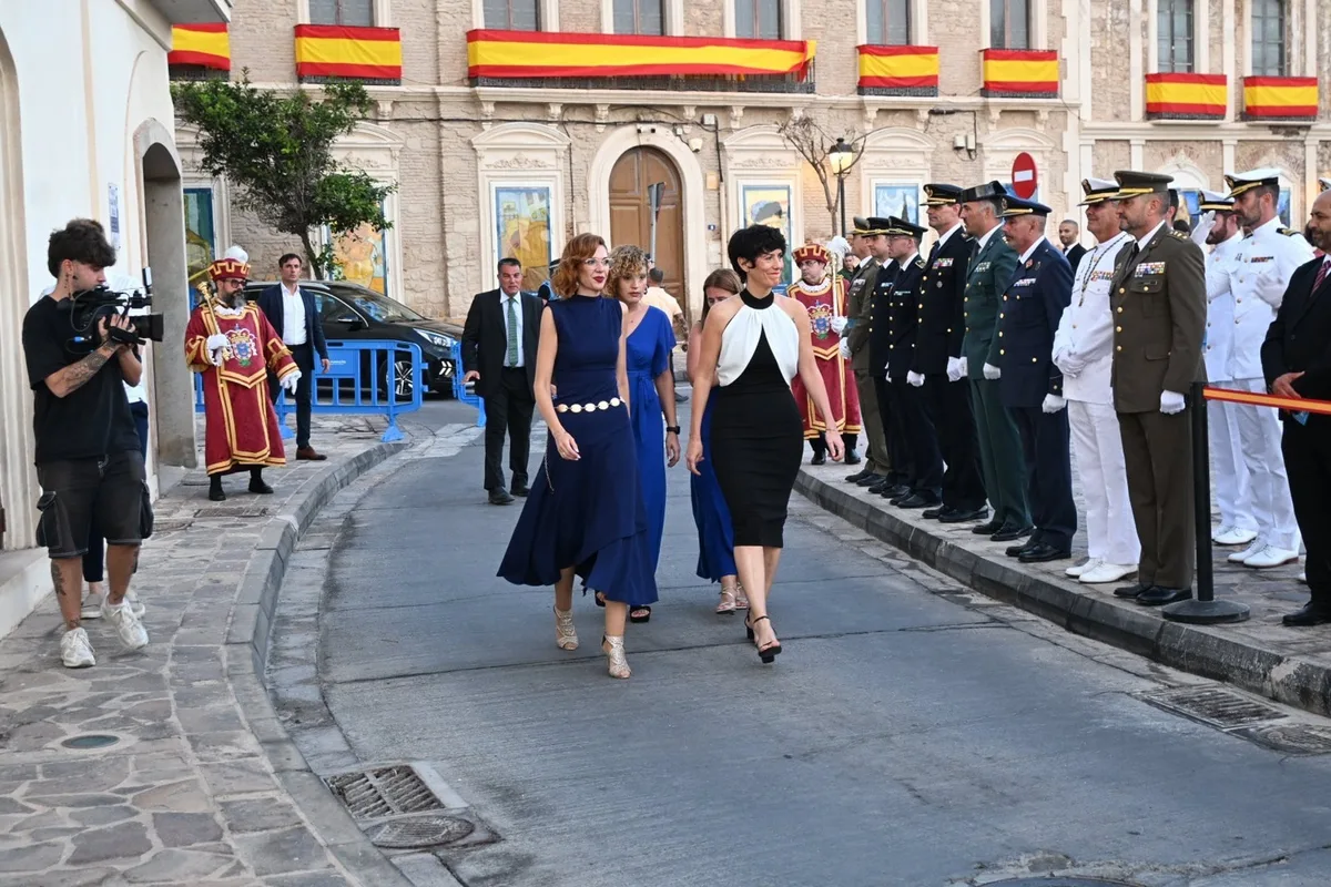 Elma Saiz defiende en Melilla la respuesta del Gobierno a la crisis de Ceuta y resta importancia a los abucheos