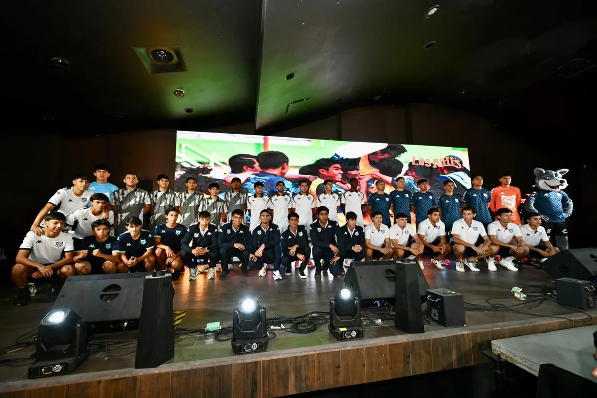 Saltillo Soccer presenta sus nuevos uniformes Kappa para la Liga Premier 2026-2027
