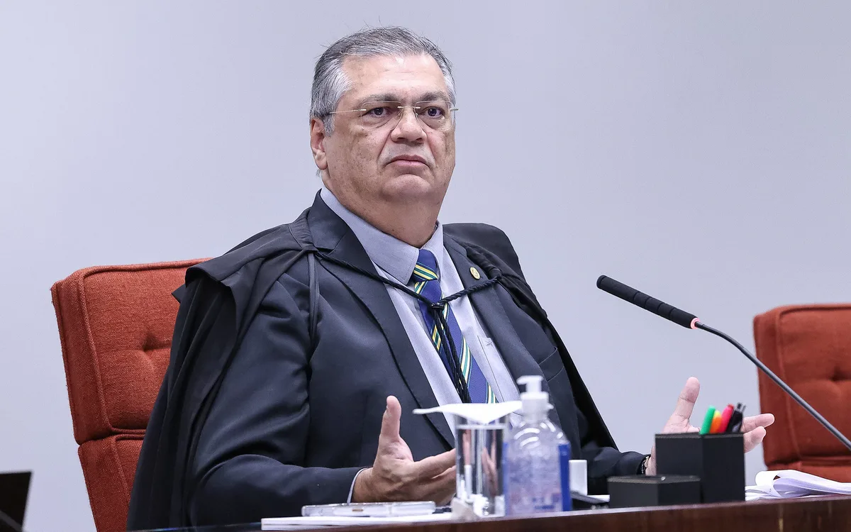 Dino afasta presidente do Tribunal de Contas do Maranhão após caso de assassinato