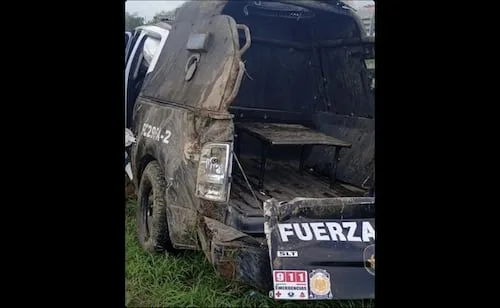 Mueren tres elementos de Fuerza Civil tras volcadura de patrulla en Nuevo León; dos más resultaron lesionados