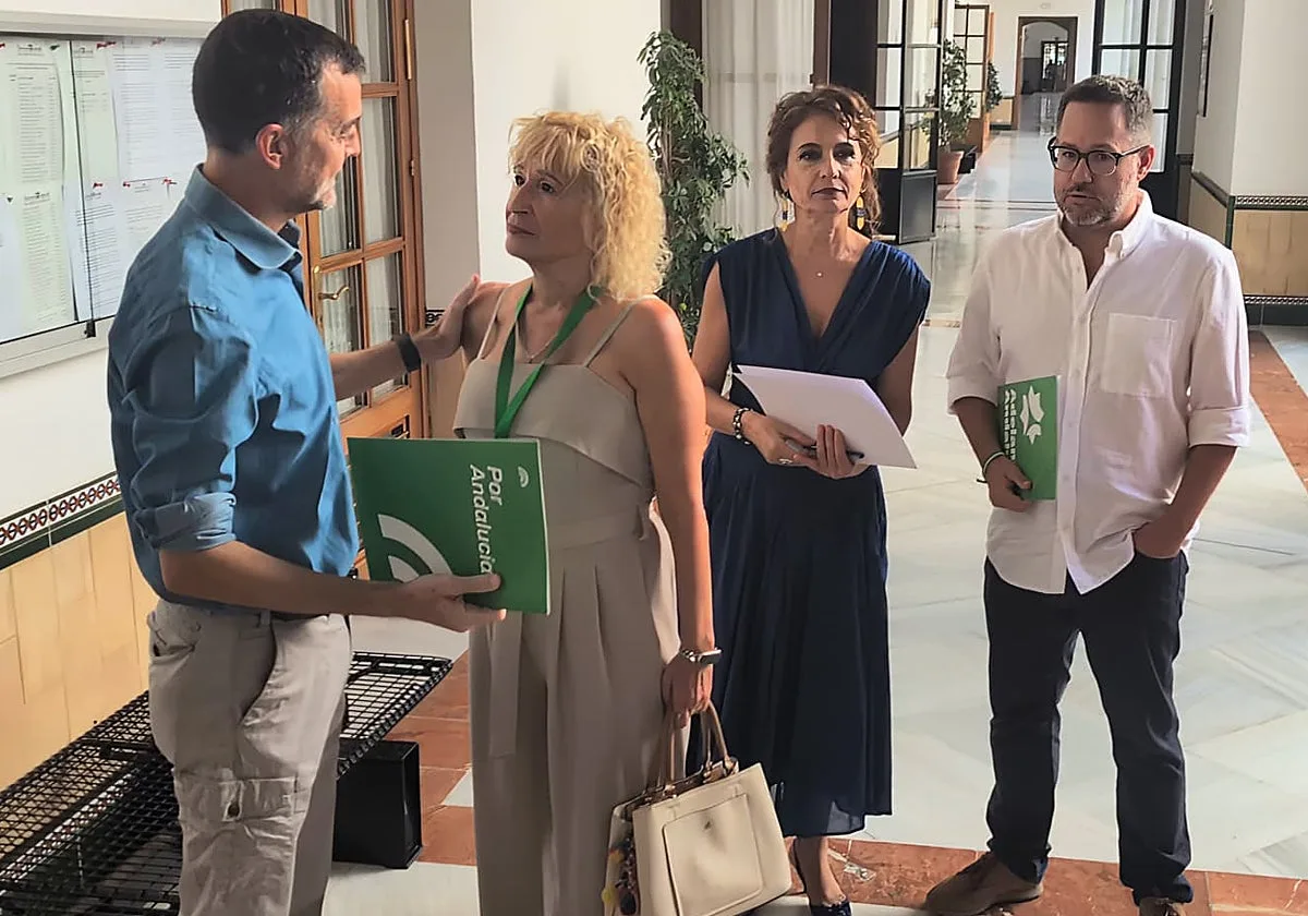 La izquierda insiste en que el Parlamento investigue los cribados tras el carpetazo judicial