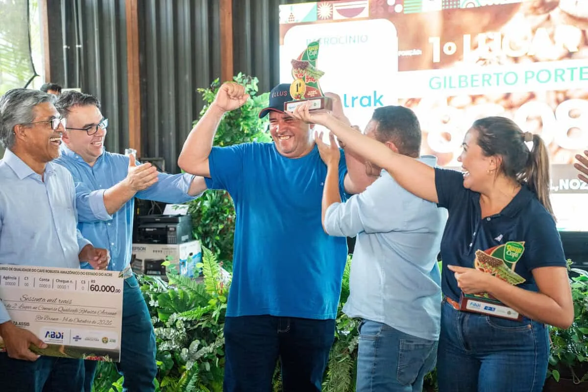 Produtor de Assis Brasil vence o QualiCafé 2026 e ganha trator