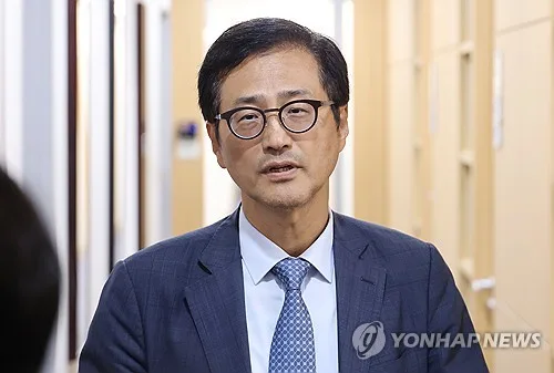 [속보] 李대통령, 선관위특검 특별검사에 이태한 임명