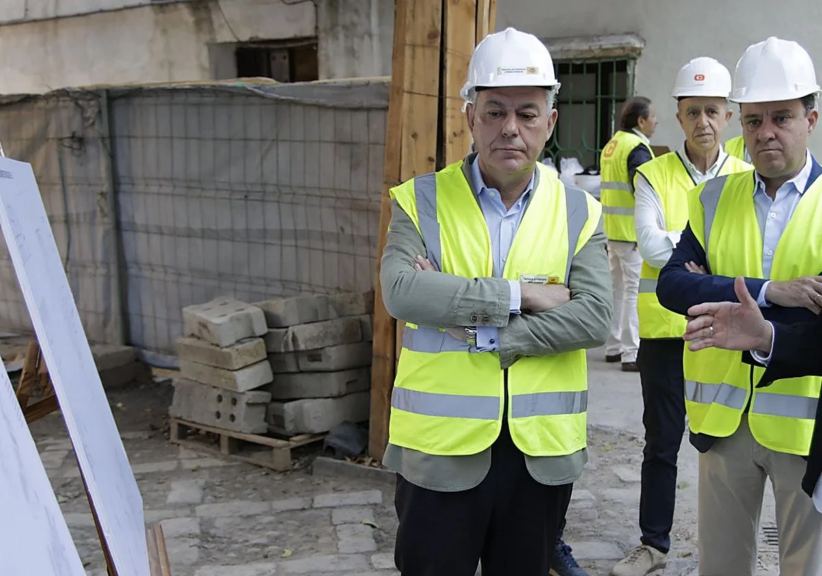 El alcalde lamenta el «castigo» del Gobierno a Sevilla olvidándose de «una infraestructura básica» como la red de Cercanías