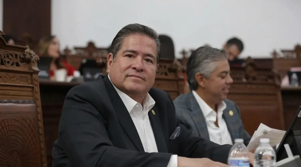 Acusa Fernando Rodríguez a Ricardo Mejía de intervenir en disputa por diputación del PT