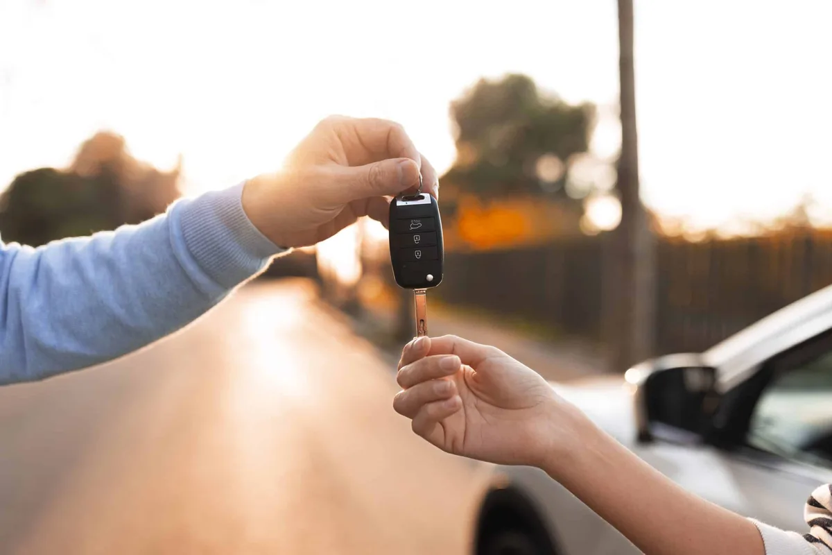 Carro barato demais? Confira 5 cuidados antes de fechar negócio pela internet