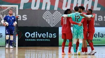 Portugal inicia caminho para o Mundial de futsal com dezena à Dinamarca