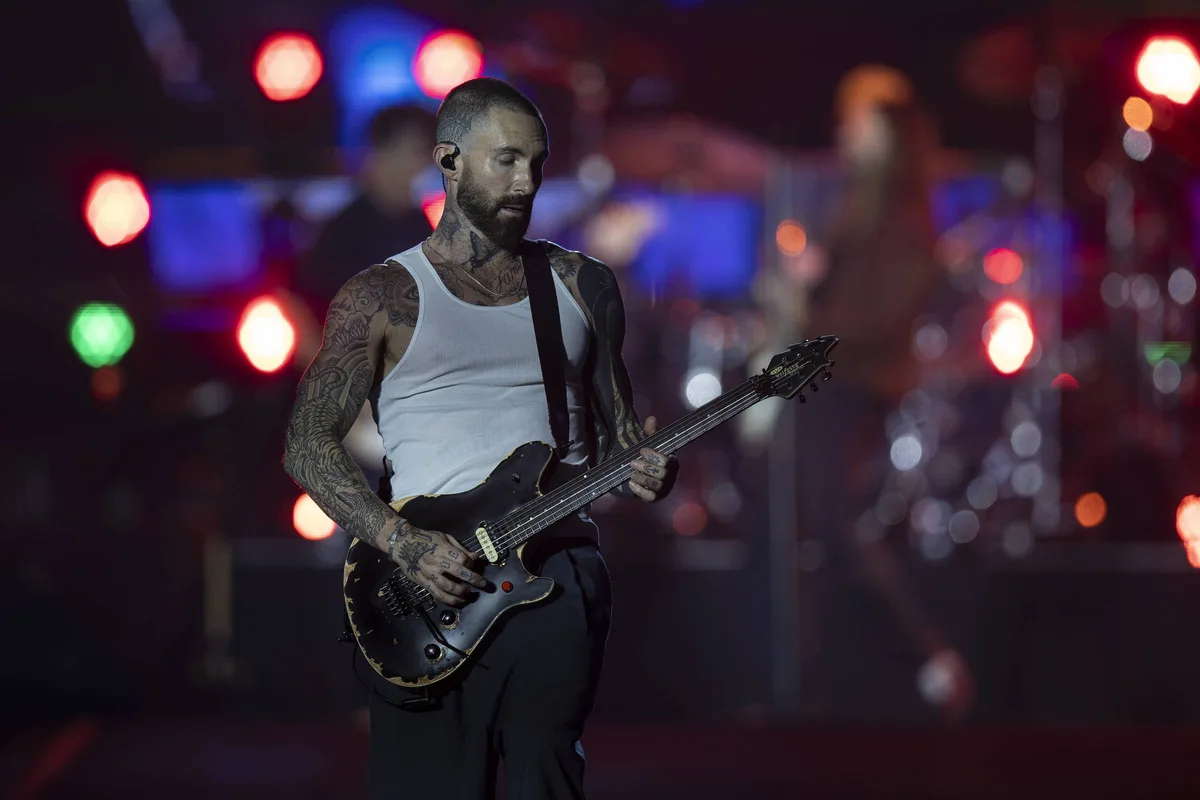 Maroon 5, em 28° show no Brasil, faz o arroz com feijão que o brasileiro ama no Rock in Rio