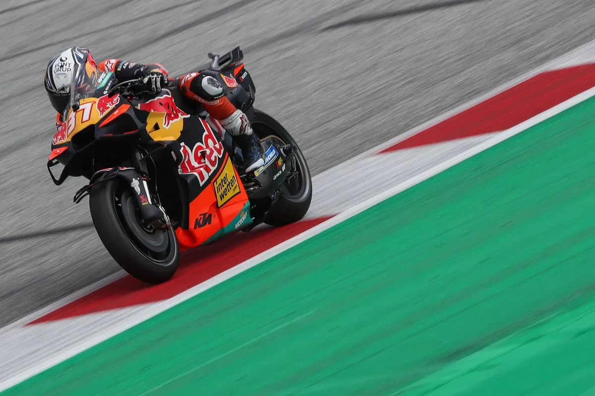 MotoGP: Acosta comanda TL2 do GP da Áustria; Moreira é o 13º