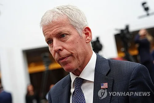 美에너지장관, 러 제재 면제에 "전쟁 끝내기 위한 당근책"