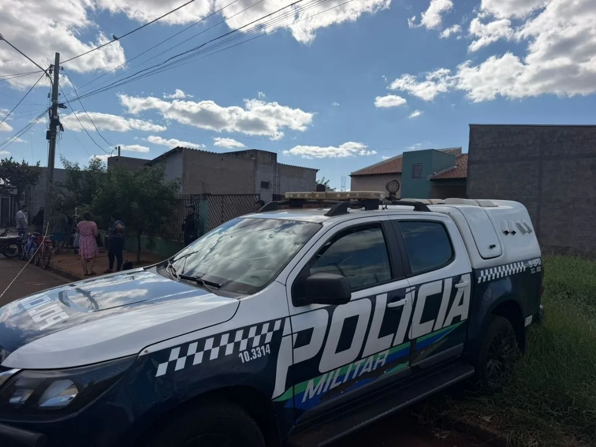 Mulher é assassinada a tiros dentro de casa enquanto marido levava filho para escola em MS