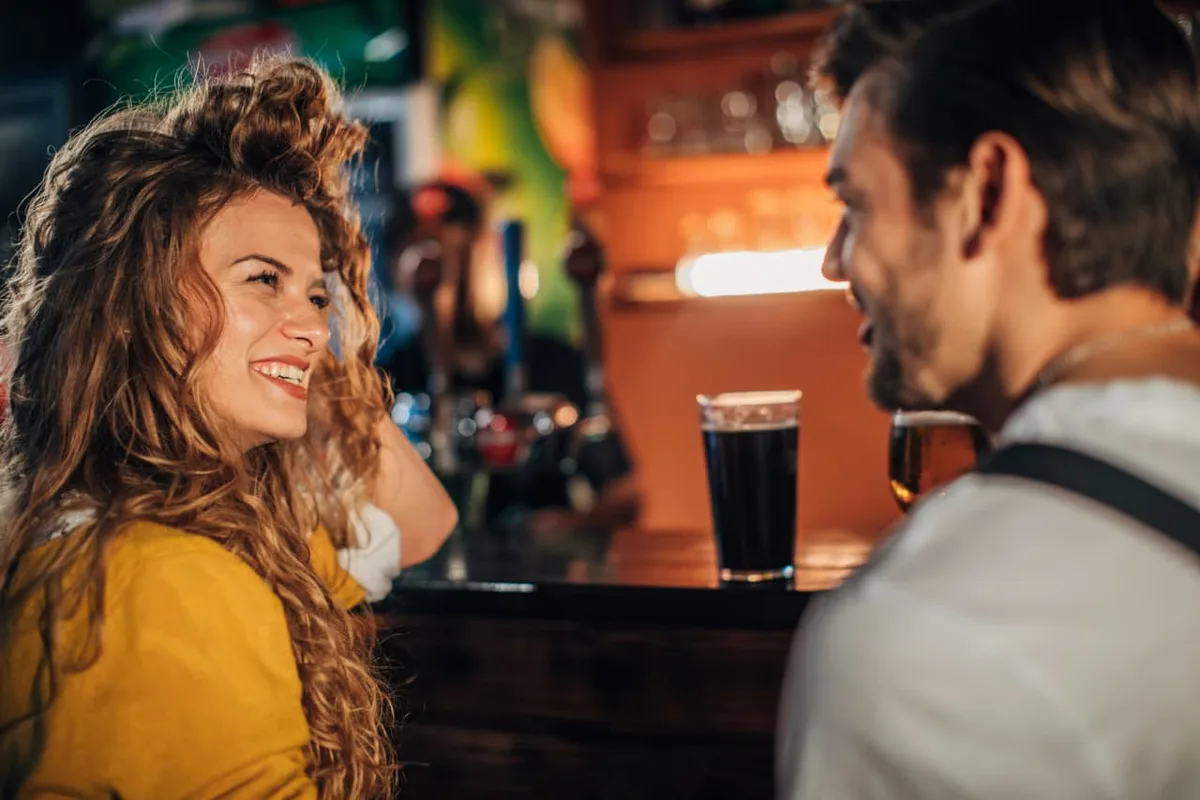 I have a 9-to-5 job and started dating a bartender. Can I have a future with someone who works nights?