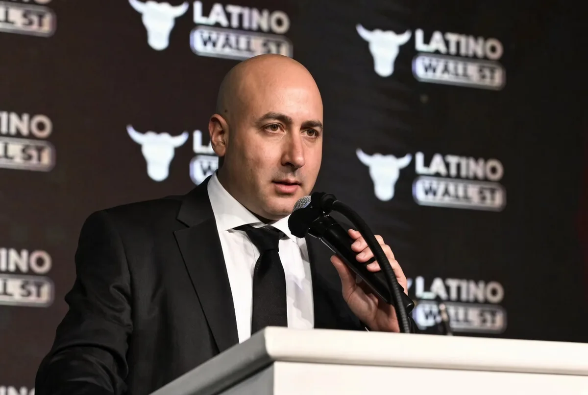 Crusoé: Argentino das urnas é detido na Bolívia