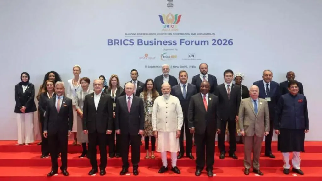 Oriente Médio 'não precisa de um policial', diz presidente iraniano na cúpula dos BRICS