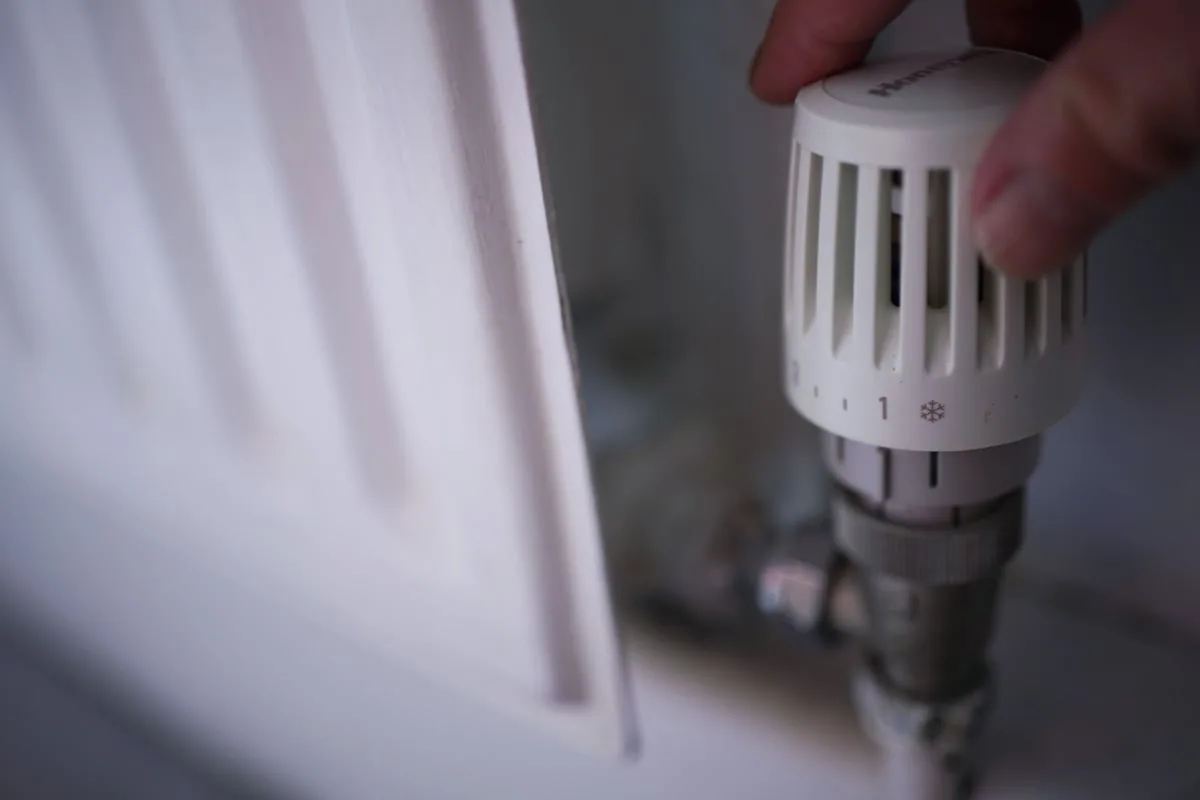 1.7 million households will not turn heating on this winter, survey suggests