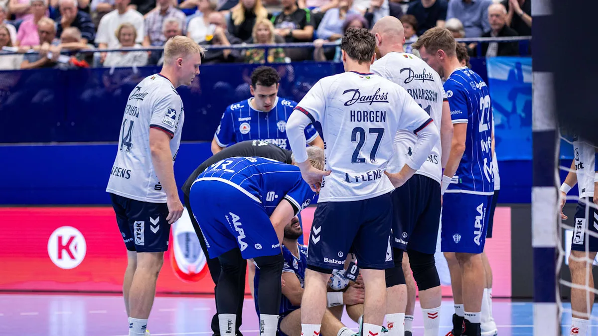 Sein Schrei ließ die Halle verstummen - Schock-Verletzung bei Handball-Star