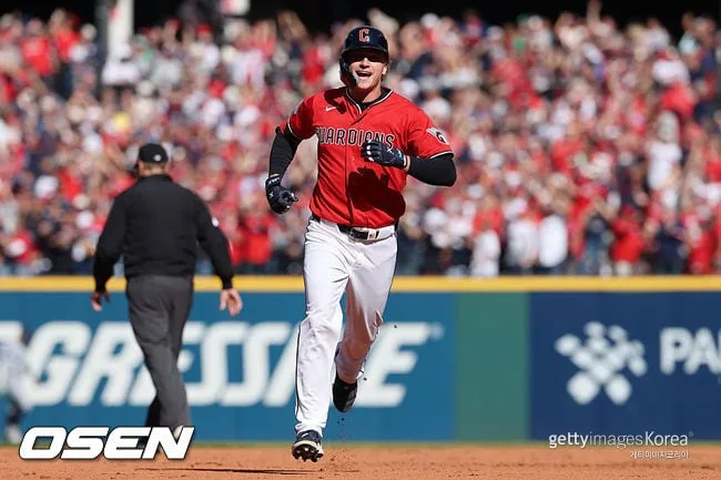 通算4発ハルピン決勝2ラン、クリーブランド再び2勝1敗