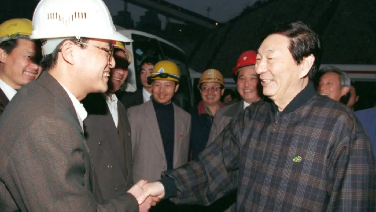 Gallery: Comrade Zhu Rongji's life in pictures