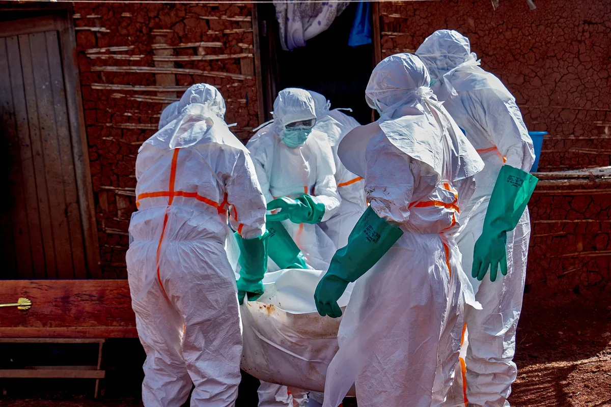 Epidemia de ebola na República Democrática do Congo está 'longe de estar sob controle', alerta OMS