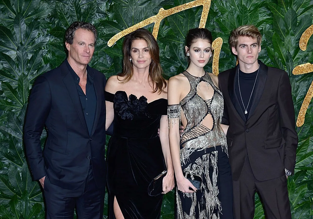 Muere el hijo de Cindy Crawford a los 27 años en un centro de rehabilitación
