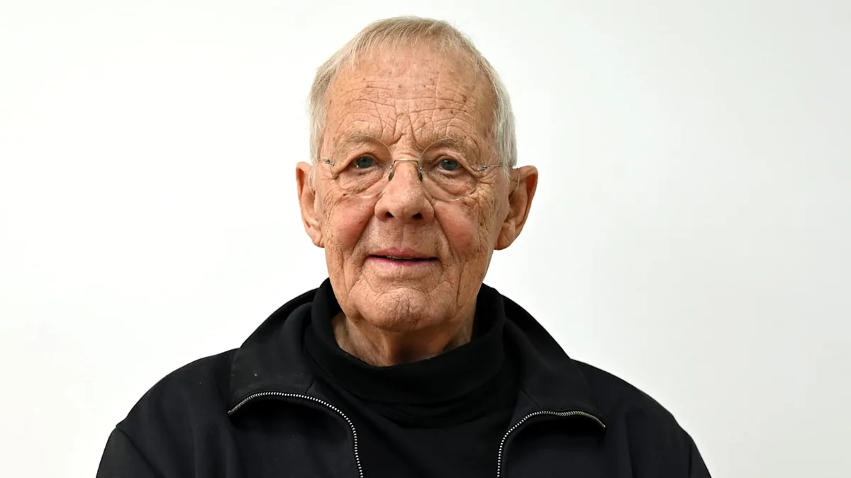 Letzte Ehre für Otto Stein - „In aller Freundschaft“ verabschiedet Kultfigur