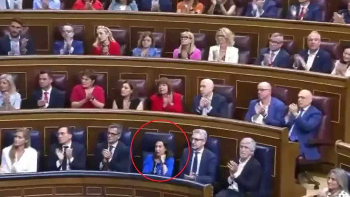 Robles, la única ministra que no aplaude el anuncio de Sánchez de publicar todos los informes policiales sobre la crisis de Ceuta
