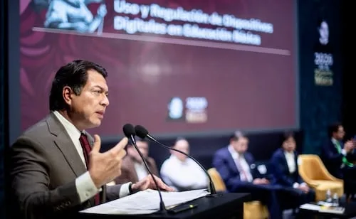 SEP exige a plataformas digitales detectar y eliminar contenido violento; "no sólo es tarea de la autoridad": Mario Delgado