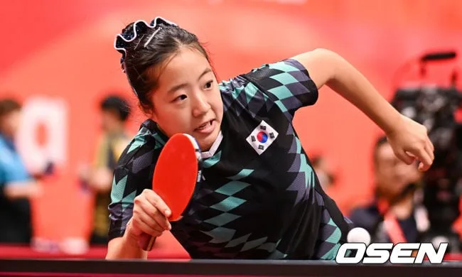 한 점만 내주면 끝인데, 3-10서 기적의 7연속 득점! 임종훈-신유빈, 마지막 게임도 뒤집고 중국 스매시 우승