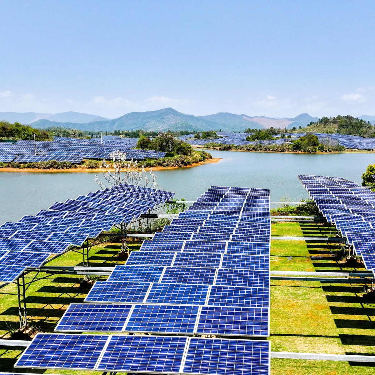 Klimapolitik - Studie: Ausstieg aus fossilen Energien bringt global mehr finanzielle Vor- als Nachteile