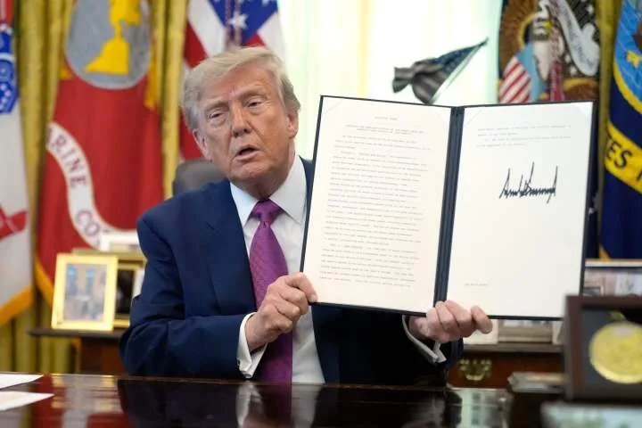 Indigenous leaders condemn Trump’s move to rename Lake Ontario