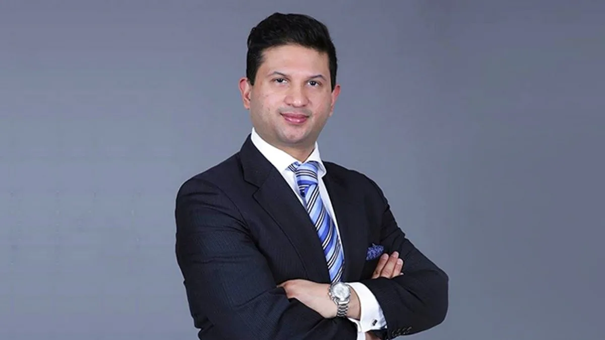 Indian-origin CEO spends $370K on girlfriend, sues her to recover money after split