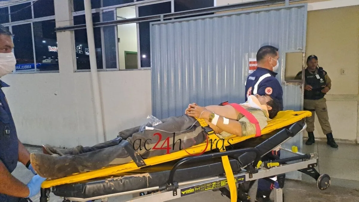 Homem fica ferido após cavalo cair sobre ele durante trabalho rural