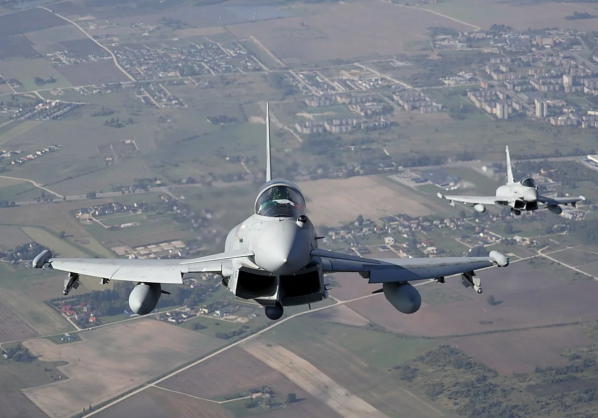 Cazas de la OTAN interceptan un dron en el espacio aéreo de Lituania