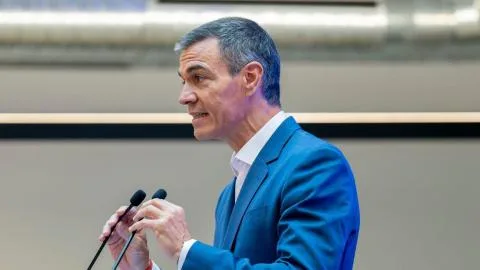 Sánchez reivindica el trabajo "por y para Ceuta" y hace balance de ocho años de Gobierno: "Miramos a 2030"