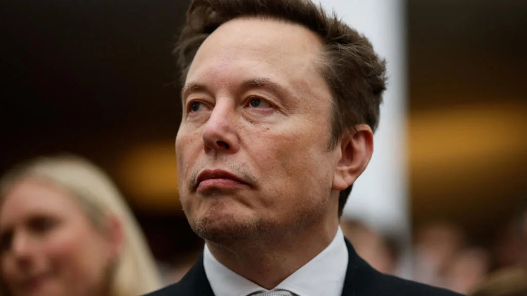 "Il est temps pour Zelensky de partir" : Elon Musk réitère son appel au président ukrainien