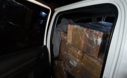 Ecuador detiene a 2 mexicanos presuntamente vinculados al CJNG; asegura que es un trabajo coordinado con EU
