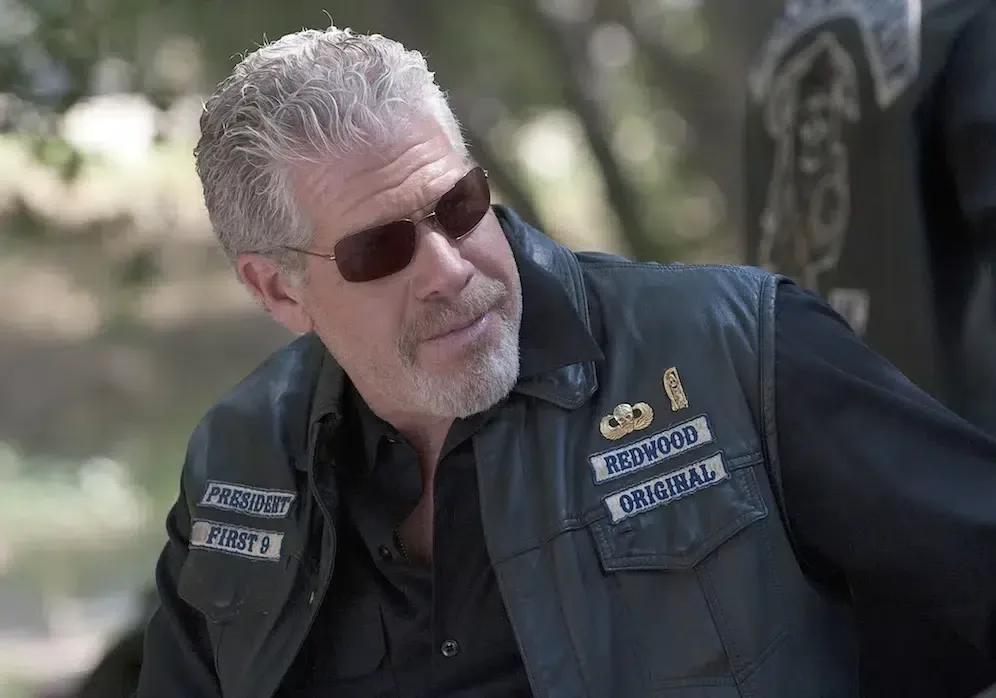 Ron Perlman se junta ao elenco de ‘Seasons’, novo TERROR do diretor de ‘Acompanhante Perfeita’