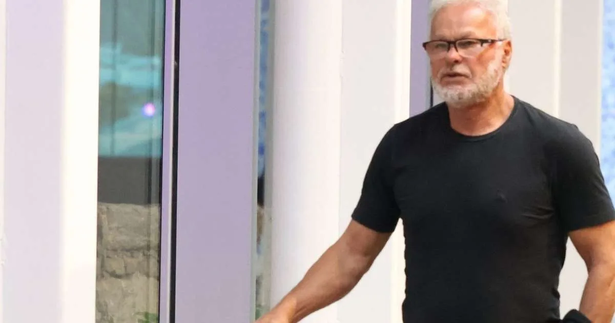 'O problema não é envelhecer, o problema é quando acham que você deixou de ser interessante': Kadu Moliterno, 74 anos, mais de 5 décadas de carreira e galã das novelas da Globo em 1980; ator desabafa por falta de papéis