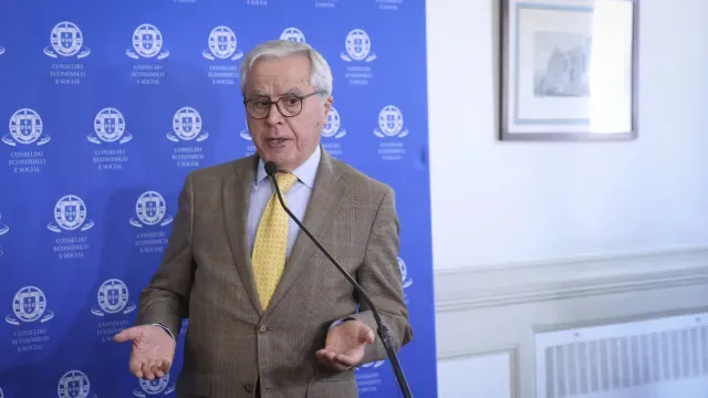 Agricultores concentram-se hoje na AR para exigir medidas de apoio