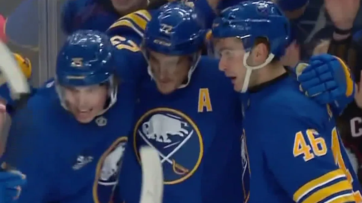 Sabres’ Thompson snipes top corner to add insurance goal vs. Panthers