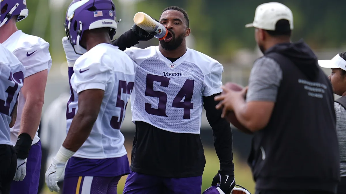 Vikings veteran Jamal Adams will have season-ending surgery for torn quadriceps tendon
