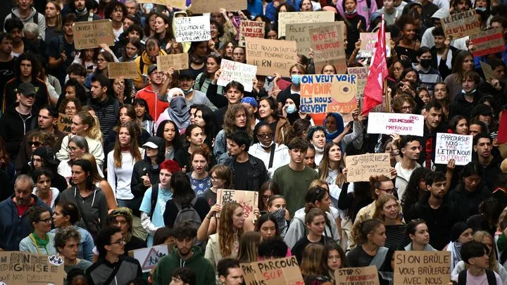 Une rentrée sous pression : ma vie de prof contractuel