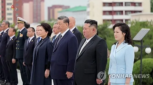 中 "한반도 평화안정 수호와 정치적 해결이 각국 이익 부합"