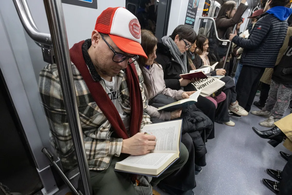 Aumentos de septiembre: cuánto subirán el transporte, las prepagas, los colegios y los alquileres