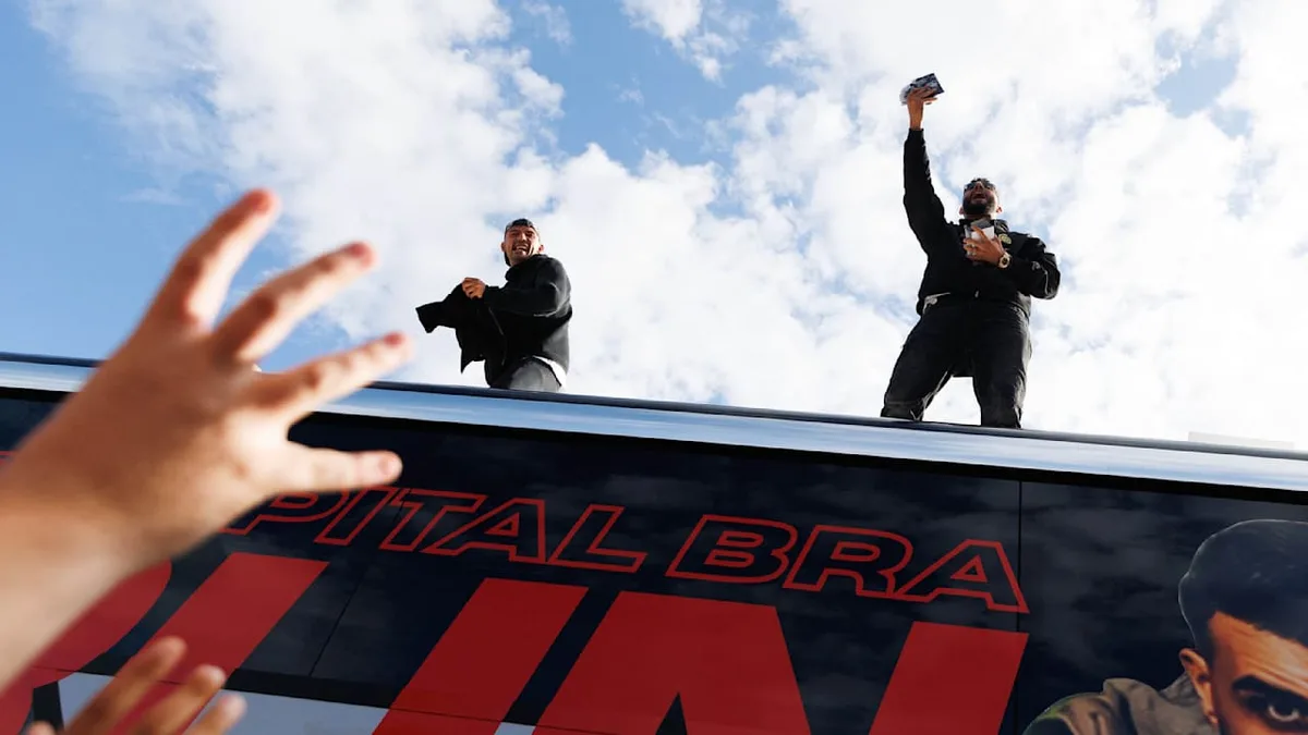 Massenandrang bei Rapper-Event in Berlin - Wenn es bei Capital Bra was für umme gibt