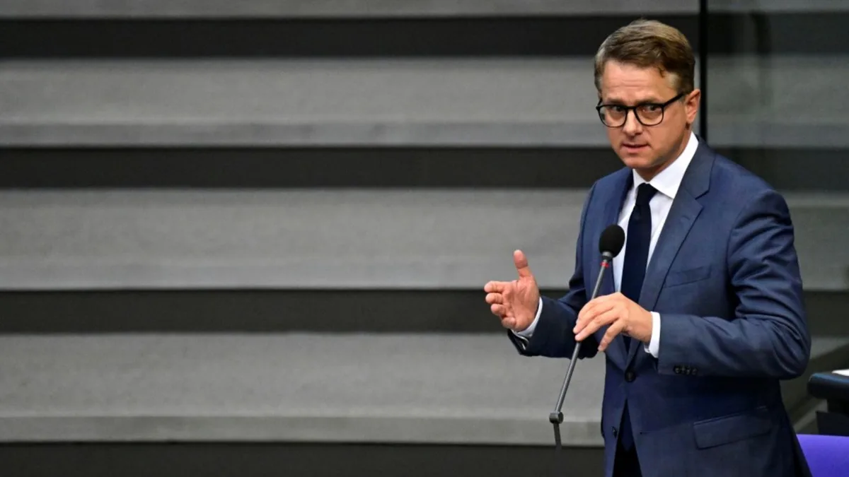 „Stille Helden“: Linnemann schließt Kürzungen für pflegende Angehörige aus