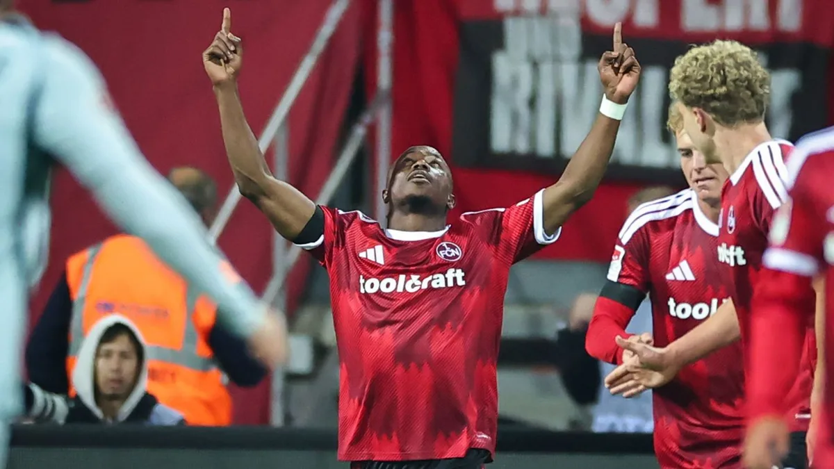 2. Fußball-Bundesliga: Schulter ausgekugelt: Nürnbergs Sorgen um Zoma